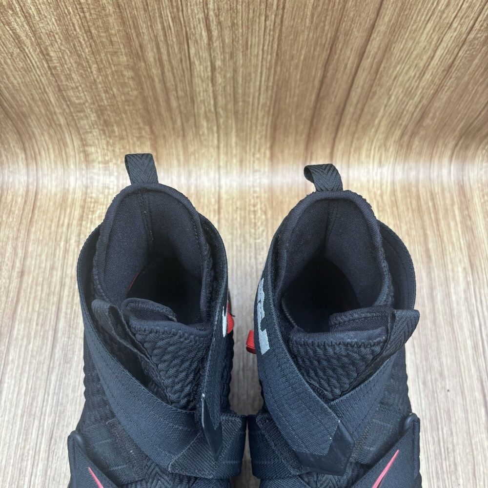 LEBRON SOLDIER XII FLYEASE Black/University Red Shoes Men's Size 12.5 - Picture 11 of 11
